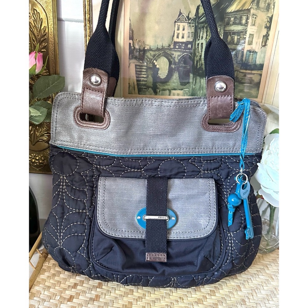 Fossil Key-Per Quilted Purse, Black Tote Blue & Gray accent Colors & Purse Charm